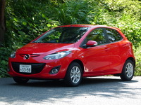 【マツダ デミオ 13-SKYACTIV 試乗】オプションの充実が上質感を高めた…島崎七生人 画像