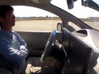 日産のロボットカー、リーフ …未来に向けて自動運転［動画］ 画像