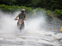 【JNCC 第5戦】年に一度の川渡りレース、渡辺学が制す 画像