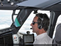 エアバス、プレジエCEOがA350 XWBに試乗 画像