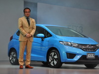 【ホンダ フィット 新型発表】伊東社長「世界で戦うホンダの最重要機種」 画像