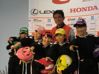 【SUPER GT 第6戦】ももクロ来場の予選日、セルモSC430とARTA CR-Zがポール獲得 画像