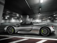 【フランクフルトモーターショー13】ポルシェのPHVスーパーカー、918スパイダー…量産モデル初公開 画像