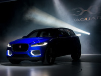 【フランクフルトモーターショー13】ジャガー初のクロスオーバー、C-X17 コンセプト…次世代アルミ構造採用 画像