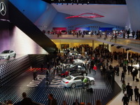 【フランクフルトモーターショー13】巨大な博物館と化したメルセデスホール 画像
