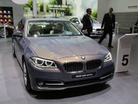 【フランクフルトモーターショー13】BMW 5シリーズ、改良新型モデルを初公開 画像