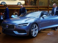【フランクフルトモーターショー13】ボルボ、コンセプトクーペはPHV［詳細画像］ 画像