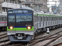 都営新宿線の新型車、10-300形3次車が運転開始 画像
