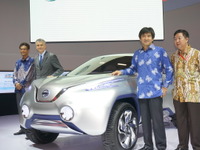 【ジャカルタモーターショー13】インドネシア日産・堀米副社長「日産車とダットサンの競合はない」 画像