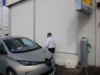 ルノーのEV、フランスで無料充電サービス…急速チャージャー利用 画像