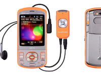 【神尾寿のアンプラグドWeek】W31S に見る、音楽ケータイ本格化の兆し 画像