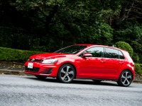 【VW ゴルフGTI 発売】ドライバーの腕と最新テクノロジーが相乗効果生む 画像