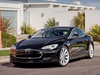 テスラのEV、モデルS…「意図しない加速」を顧客が米運輸省に報告 画像