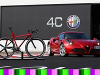 アルファロメオの新型スポーツカー、4C…高級自転車も登場 画像