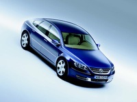 VWの『Sクラス』---『D1』の発表延期、問題点はどこだ? 画像
