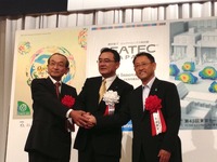 【CEATEC13】豊田自工会会長、クルマとエレクトロニクスのコラボに注目を 画像