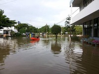 タイ２５県で洪水、８２万世帯被災 画像