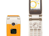 カーステレオ連携ケータイ、au『W32SA』発表 画像