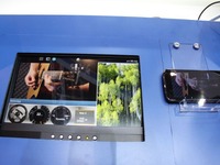 【CEATEC13】モバイル用OSの覇権争い激化、TIZEN IVIの実力は 画像