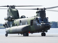 ボーイング、カナダ空軍に5機目のCH-147Fチヌーク・ヘリコプターを納入 画像
