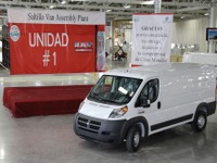 クライスラー、メキシコ工場に投資…商用車とエンジン増産へ 画像