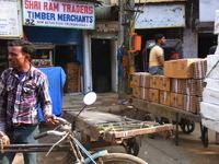 ウォルマートがBharti社との合弁事業について、維持できるものではないと言及 画像
