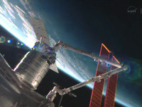 ISS第37次長期滞在クルー、シグナス補給船分離の準備作業を進める 画像