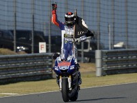 【MotoGP 日本GP】ヤマハ、ロレンソが今季7勝目…チャンピオン決定は最終戦へ 画像