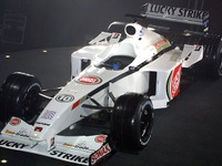 【ホンダF1ストーキング】BARニューマシン発表「フェラーリと対等」 画像