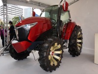 奥山清行デザイン、ヤンマーの次世代トラクター「YT01」一般公開 画像