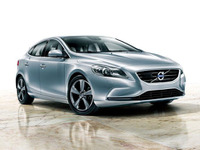 ボルボ V40、RJCカーオブザイヤーインポートを受賞 画像