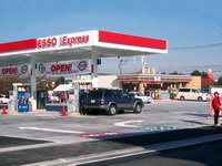 東燃ゼネラル石油第3四半期、石油製品価格上昇による在庫評価益で大幅増益 画像