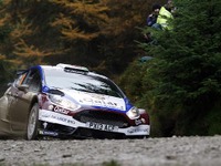 【WRC 最終戦】エヴァンス、ホームグラウンドの第1レグで強さを見せる 画像