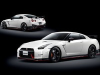 【東京モーターショー13】日産 GT-R NISMO 公式発表…600psにパワーアップ、価格は1500万円 画像