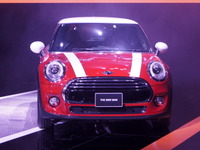 【東京モーターショー13】新型 MINI 発表…「日本はクラシックmini時代から重要なマーケット」 画像