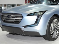 【東京モーターショー13】直噴ターボ搭載したスバルのPHV…VIZIV EVOLUTION CONCEPT 画像
