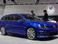 【東京モーターショー13】VW ゴルフヴァリアント 日本発売へ…スポーティな「Rライン」も予告 画像