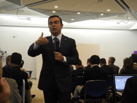 【東京モーターショー13】日産ゴーン社長「米国市場では潜在力を十分発揮していない」 画像