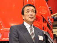 【東京モーターショー13】いすゞ 細井社長「2015年に大型CNGトラックを市場投入する」 画像