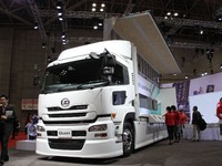 【東京モーターショー13】UDトラックス、成長市場のアジア・太平洋で収益50％目指す 画像