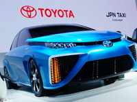 【東京モーターショー13】トヨタ FCV…2015年登場、燃料電池車デザイン予告［詳細画像］ 画像