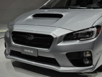 【ロサンゼルスモーターショー13】スバル WRX のシルバーモデルが醸すガンダム感がすごい［詳細画像］ 画像