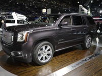 【ロサンゼルスモーターショー13】GMC ユーコン新型、初公開…全長5.7mのフルサイズSUV 画像