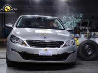【ユーロNCAP】プジョー 308、最高の5つ星を獲得 画像
