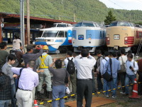 富士急、線内3駅で「電車まつり」実施…11月30日 画像