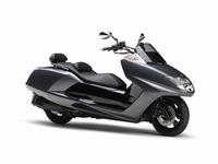 軽二輪車販売台数、ヤマハが2.7倍増でシェアトップに浮上…11月 画像