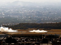 眼下に眺めるブルーインパルス、全国でここだけのポイント［写真蔵］ 画像