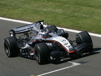 【F1イギリスGP】決勝…モントーヤ、新チーム初勝利 画像