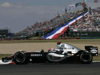 メルセデスがライコネンに謝罪 画像