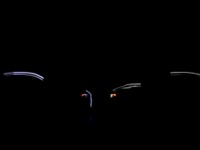 BMW、M3セダン 新型と M4 クーペを予告 画像